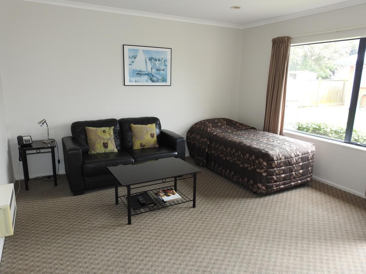 Tudor Lodge Motel Hawera Zewnętrze zdjęcie