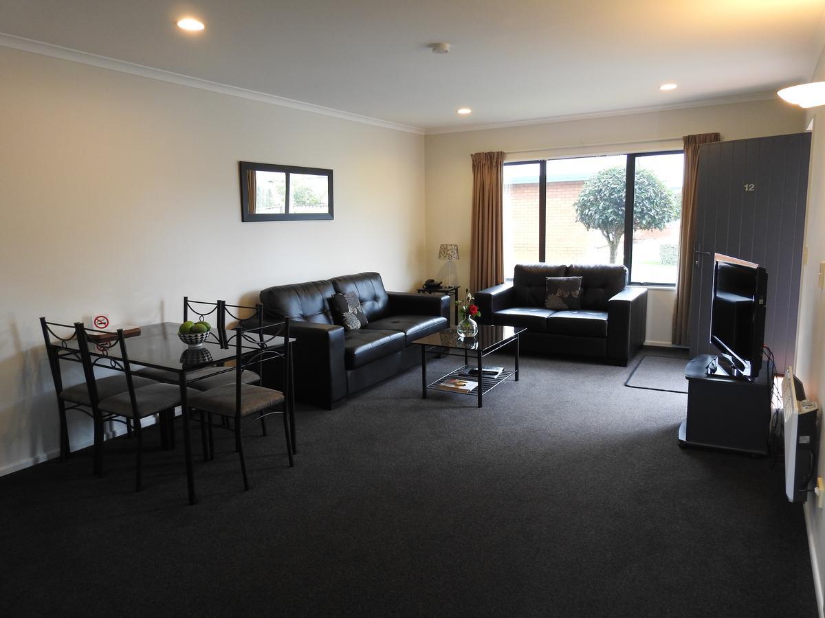 Tudor Lodge Motel Hawera Zewnętrze zdjęcie