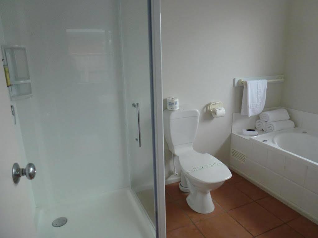 Tudor Lodge Motel Hawera Zewnętrze zdjęcie
