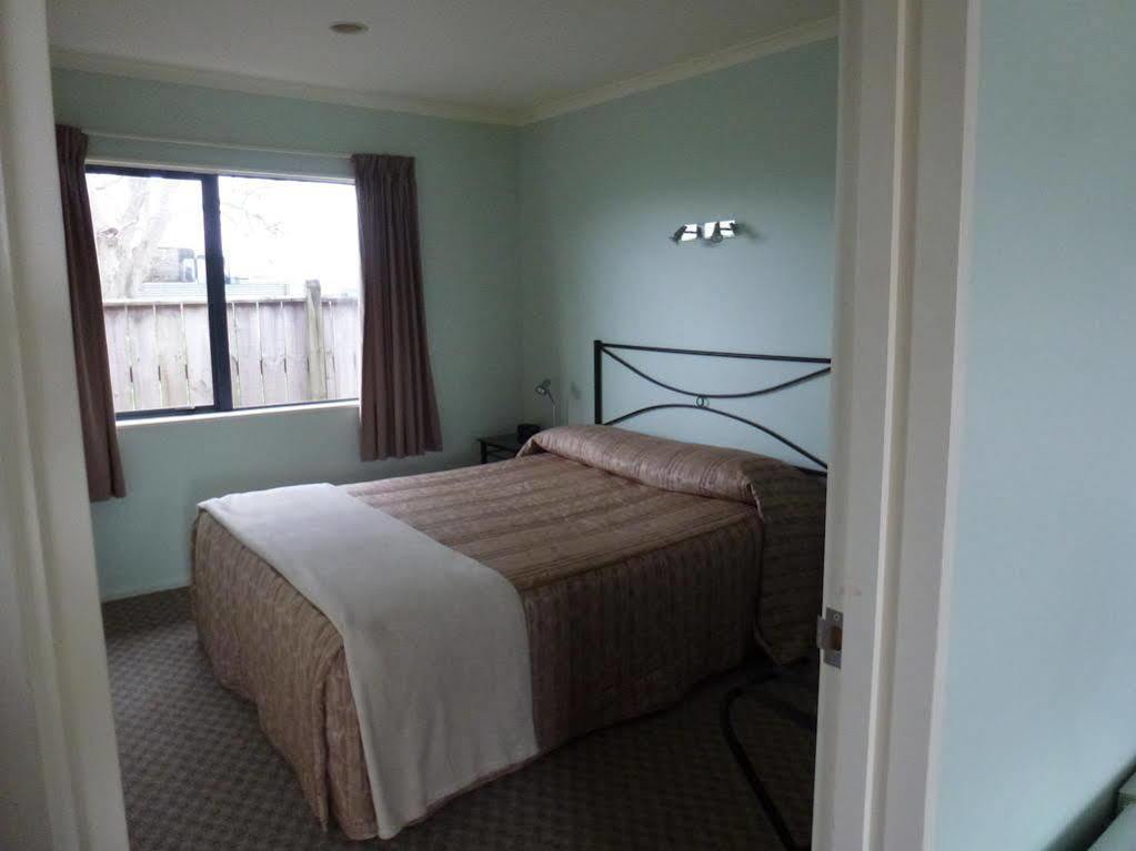 Tudor Lodge Motel Hawera Zewnętrze zdjęcie